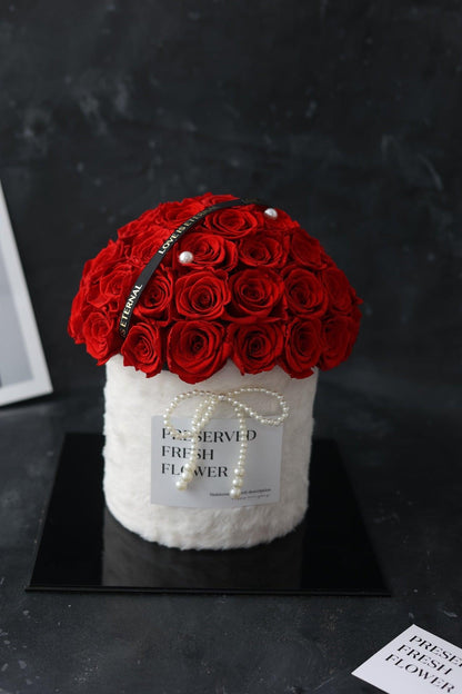 Mushroom-Shape Preserved Flower Hug Bucket - Oasis Whisper